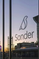 Sonder by Marriott Bonvoy North Loop Green Apartments North Loop