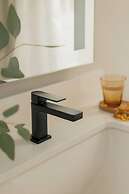 Sonder by Marriott Bonvoy North Loop Green Apartments North Loop