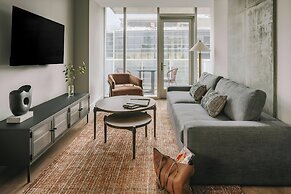 Sonder by Marriott Bonvoy North Loop Green Apartments North Loop