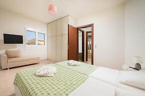 Villa Sophia & Elpis