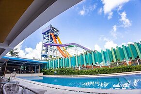 WATERWORLD HOTEL
