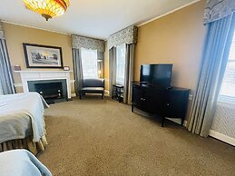 Excelsior at the Manor House