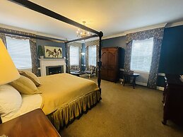 Excelsior at the Manor House