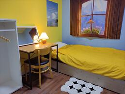 24 Guesthouse Sinchon Avenuel