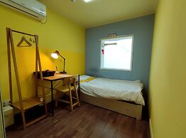 24 Guesthouse Sinchon Avenuel