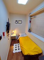 24 Guesthouse Sinchon Avenuel