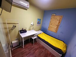 24 Guesthouse Sinchon Avenuel