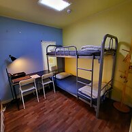 24 Guesthouse Sinchon Avenuel