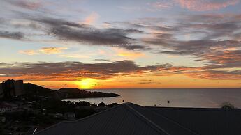 Atlantic Breeze Apartments