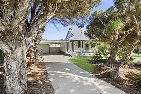 Ye Olde St Leonards Hotel Pet Friendly Sleeps 9