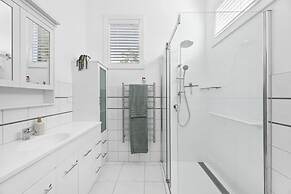 Ye Olde St Leonards Hotel Pet Friendly Sleeps 9