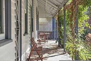 Ye Olde St Leonards Hotel Pet Friendly Sleeps 9