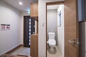 5 min to JR station new house max 8ppl