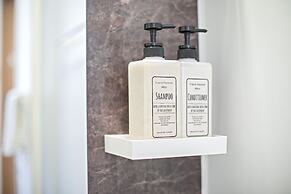 5 min to JR station new house max 8ppl