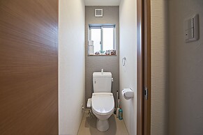 5 min to JR station new house max 8ppl