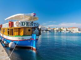 Navis Luxury Apartments