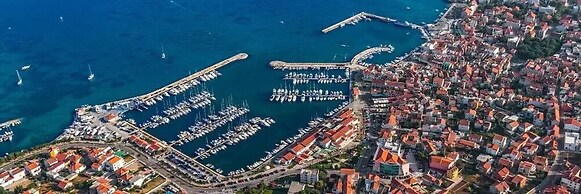 Navis Luxury Apartments