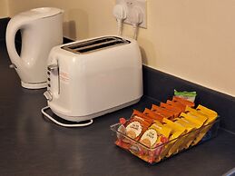 Birmingham - 2 Beds - Sleeps 3 - Free Parking