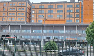 Birmingham - 2 Beds - Sleeps 3 - Free Parking