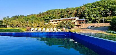 Restland Dilijan Family Hotel