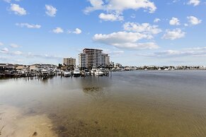 Sandpiper Cove 4121 3 Bedroom Condo by RedAwning