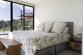 Prime Hermosa: Ocean View Villa w/ Infinity Pool by RedAwning