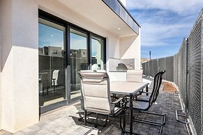 A Sapphire Sunset 5 Bedroom Townhouse