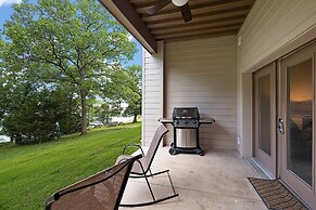 Skippin Stones 2 Bedroom Condo by RedAwning