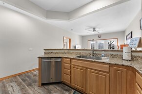 Skippin Stones 2 Bedroom Condo by RedAwning