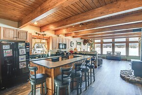 Lakefront New Hampshire Hideaway w/ Deck & Views