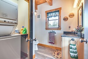 Lakefront New Hampshire Hideaway w/ Deck & Views