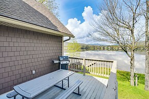 Lakefront New Hampshire Hideaway w/ Deck & Views