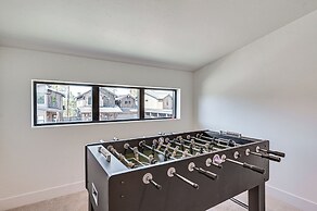 Flagstaff Group Getaway w/ Game Room & Deck