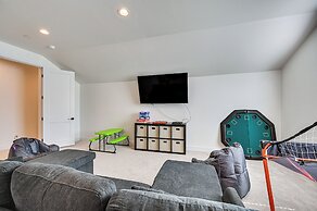 Flagstaff Group Getaway w/ Game Room & Deck