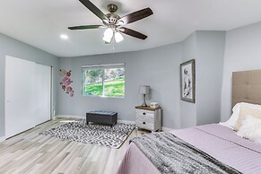 North San Diego Retreat W/deck, Fire Pit Table!