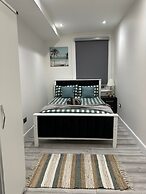 Studio Flat in London