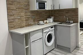 Studio Flat in London