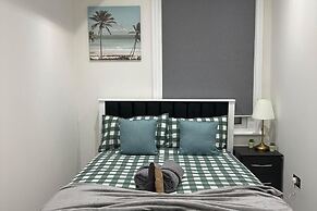 Studio Flat in London