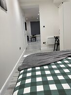 Studio Flat in London
