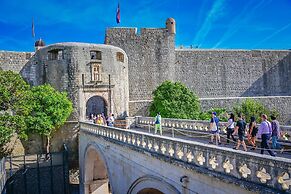 Old Town City Center Apartments