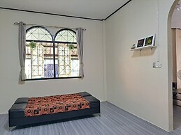 Cozy Mantra Home