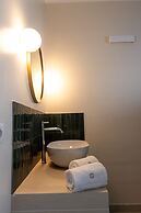 Oronti Accommodations