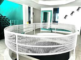 La Puerta del Angel Isla  Club