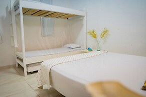 La Puerta del Angel Isla  Club