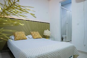 La Puerta del Angel Isla  Club