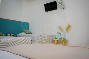 La Puerta del Angel Isla  Club