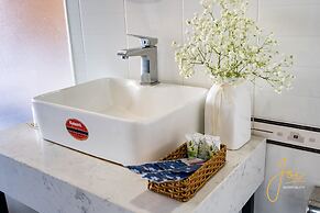 Joi Hospitality - Hoang Anh