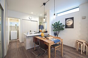 Travel time Koji Higashi 4LDK Max8ppl