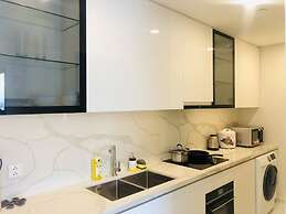 DongDong Apartment The Metropole