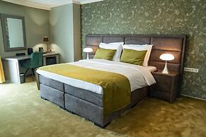 Hotel & Restaurant Infinity